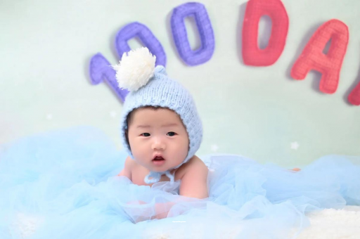 黄山宝宝多久会笑